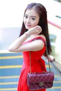女主角叫孟佳